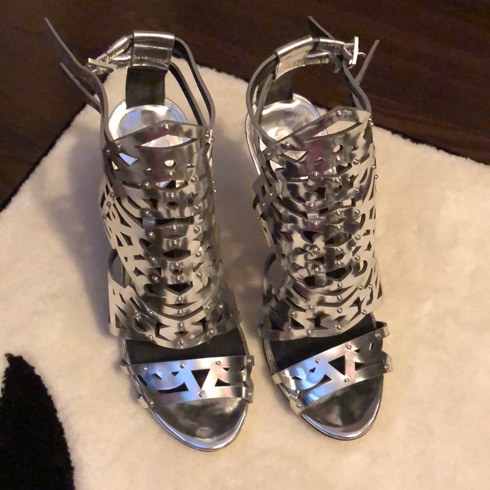 Brian Atwood MAKE OFFER